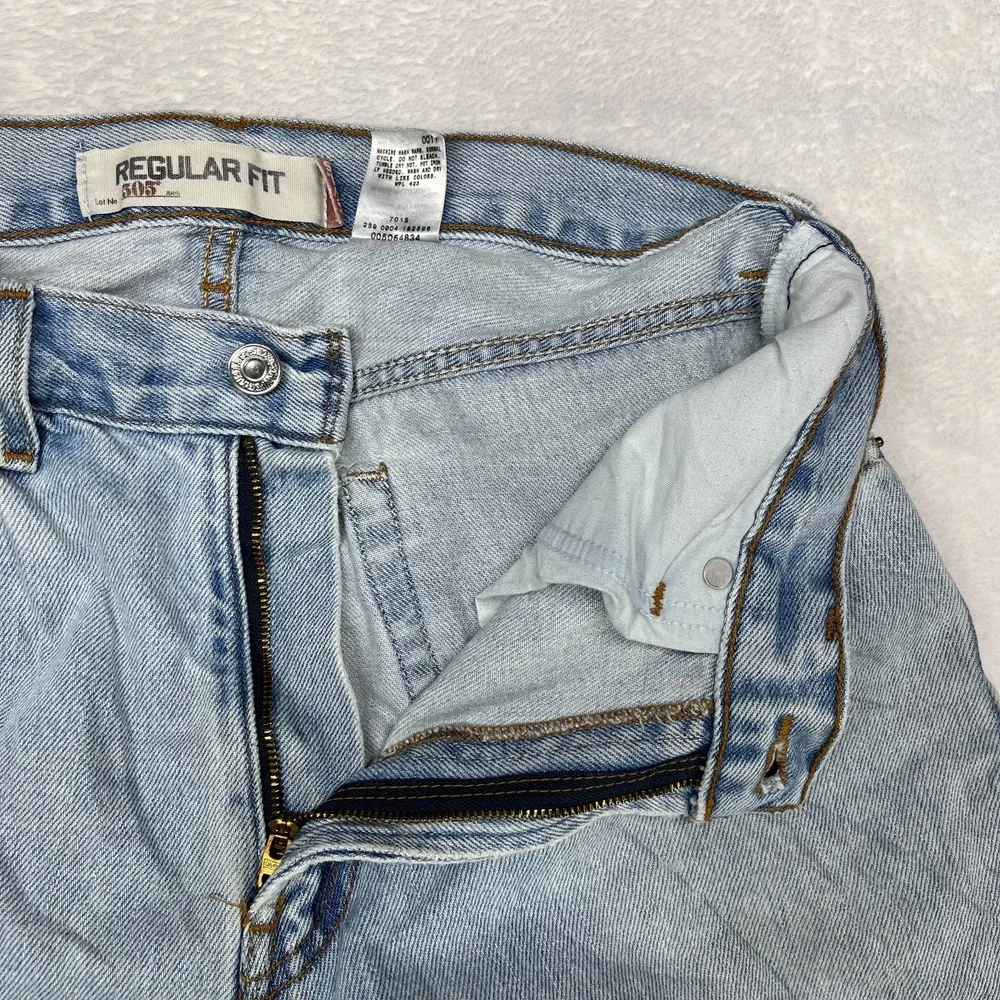 Levi's 505 Straight‎ Leg Jeans Men's Blue Denim Cotton Pockets Zip Fly - 31X30.5